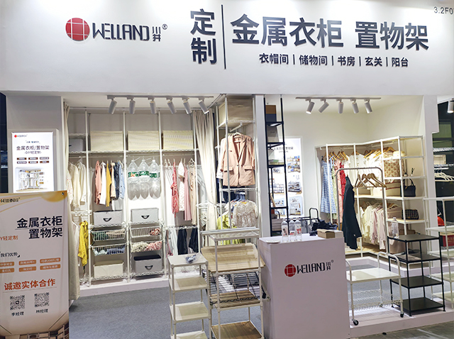 中山常胜-广州建博会-摊位照-家居轻定制-金属衣柜-置物架源头工厂 (4)